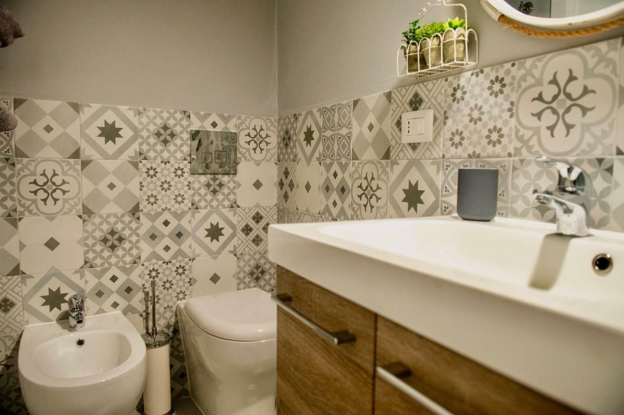 Boutique Apartment Roma In Trastevere Экстерьер фото